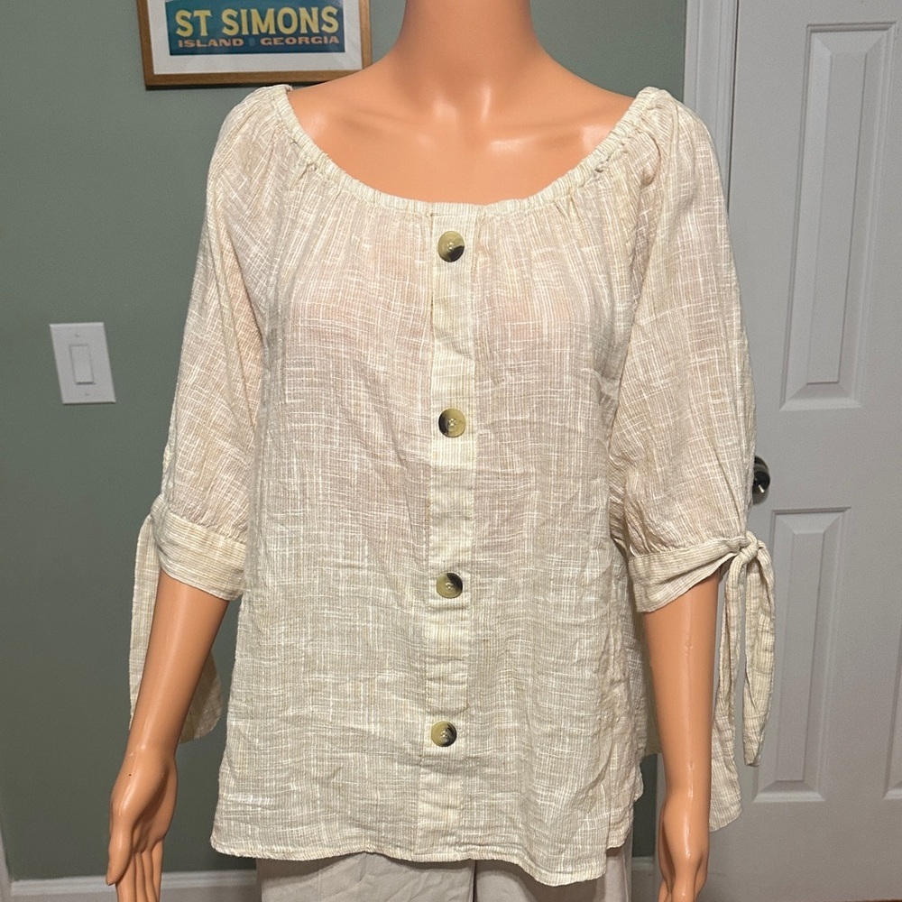 Unique Spectrum Cream Button-Front Peasant Blouse with Tie Sleeves